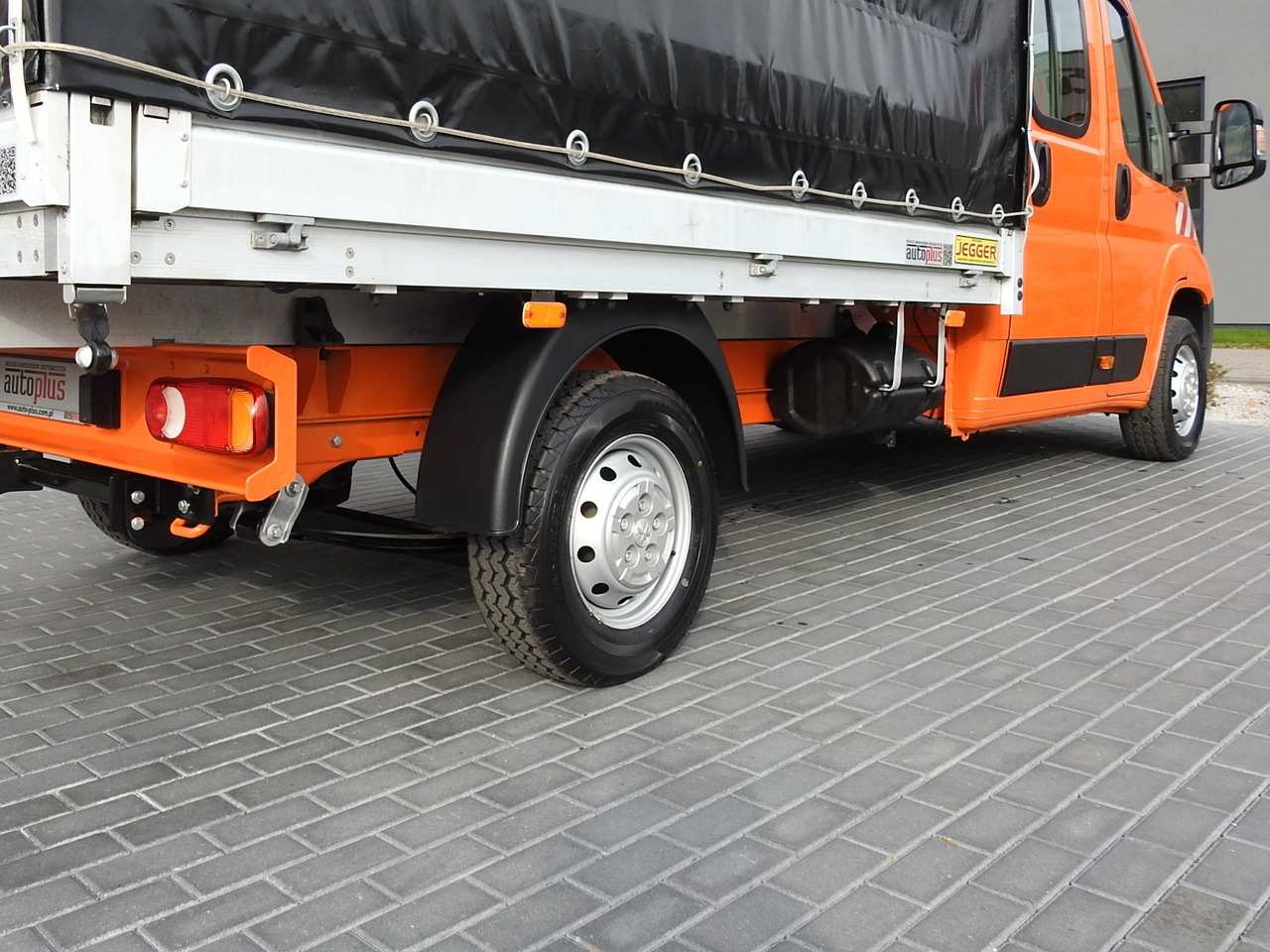 Грузопассажирский фургон PEUGEOT BOXER STAKE BODY TARPAULIN DOUBLE CABIN DOKA 7 SEATS AIR CONDITIONING PNEUMATICS 140HP: фото 16 Грузопассажирский фургон PEUGEOT BOXER STAKE BODY TARPAULIN DOUBLE CABIN DOKA 7 SEATS AIR CONDITIONING PNEUMATICS 140HP: фото 16