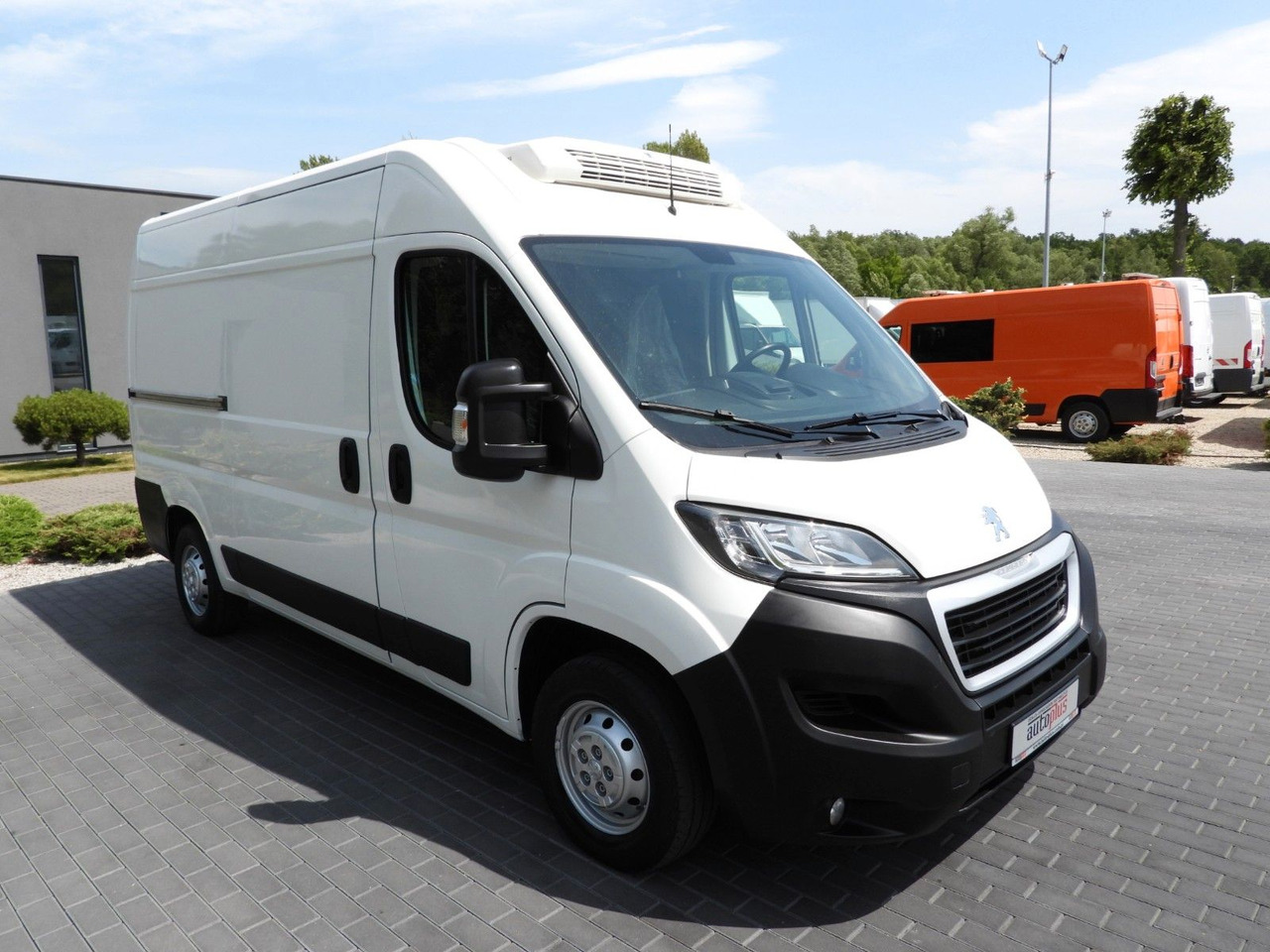Peugeot BOXER KÜHLKASTENWAGEN -10*C TEMPOMAT - Фургон-рефрижератор: фото 4 Peugeot BOXER KÜHLKASTENWAGEN -10*C TEMPOMAT - Фургон-рефрижератор: фото 4