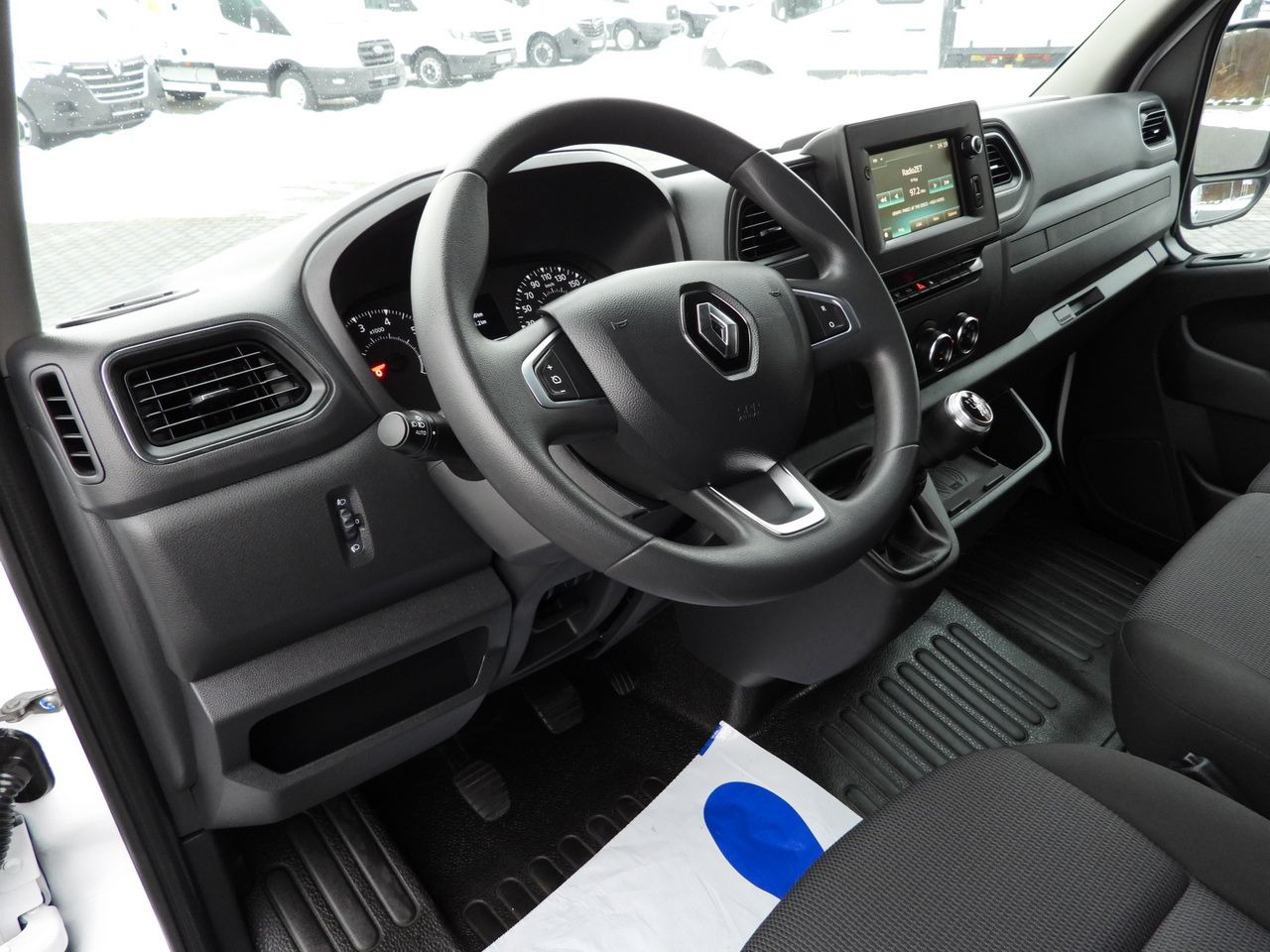 RENAULT MASTER REFRIGERATOR VAN -10*C POWER SUPPLY 230V CRUISE CONTROL NAVIGATION LED LIGHTS AIR CONDITIONING 150HP - Фургон-рефрижератор: фото 2 RENAULT MASTER REFRIGERATOR VAN -10*C POWER SUPPLY 230V CRUISE CONTROL NAVIGATION LED LIGHTS AIR CONDITIONING 150HP - Фургон-рефрижератор: фото 2