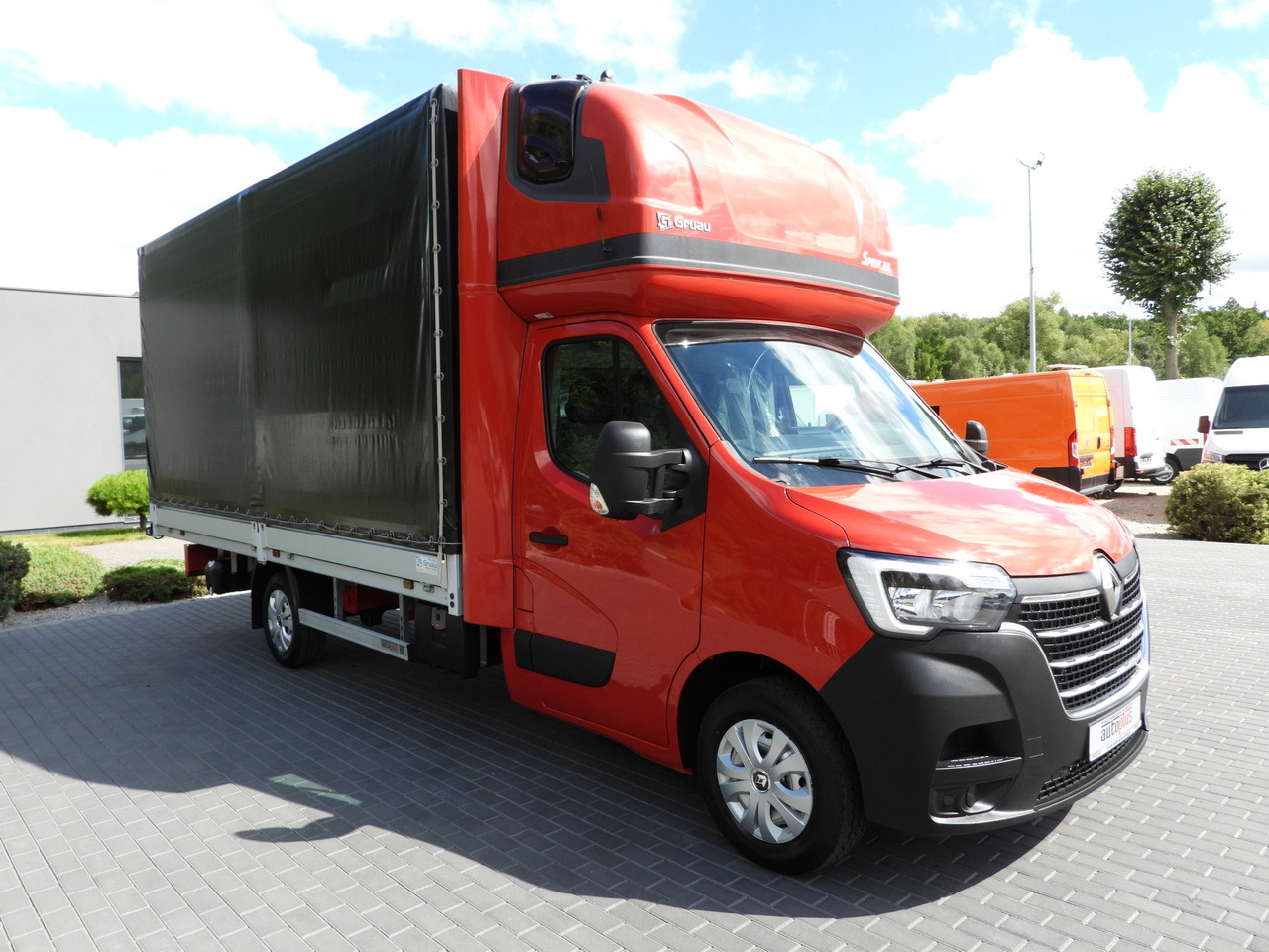 RENAULT MASTER TARPAULIN 10 PALLETS WEBASTO CRUISE CONTROL LED LIGHTS AIR CONDITIONING 165HP - Тентованный фургон: фото 4 RENAULT MASTER TARPAULIN 10 PALLETS WEBASTO CRUISE CONTROL LED LIGHTS AIR CONDITIONING 165HP - Тентованный фургон: фото 4