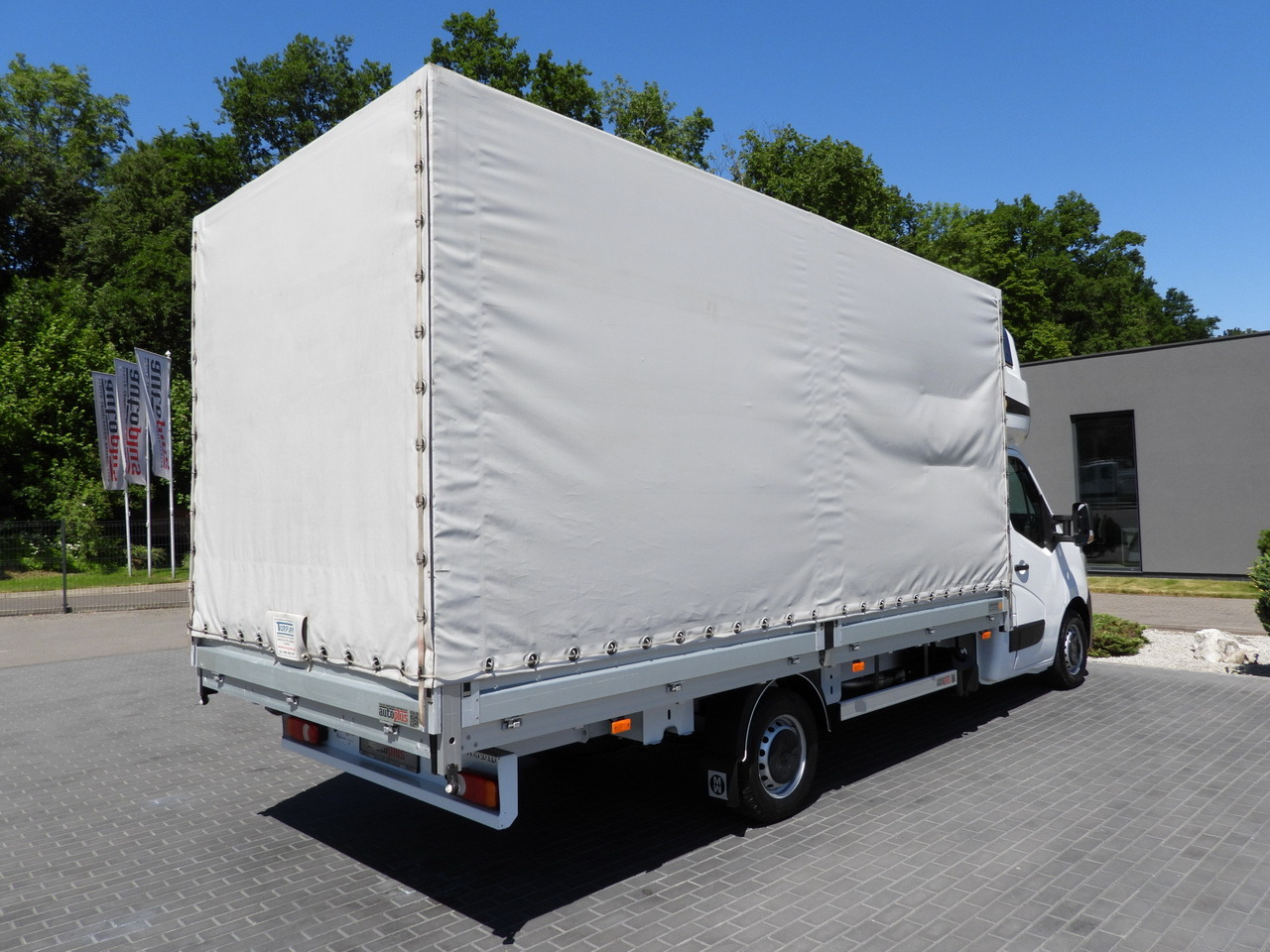 Тентованный фургон RENAULT MASTER  TARPAULIN 10 PALLETS WEBASTO CRUISE CONTROL LED LIGHTS PNEUMATICS AIR CONDITIONING  165HP: фото 13