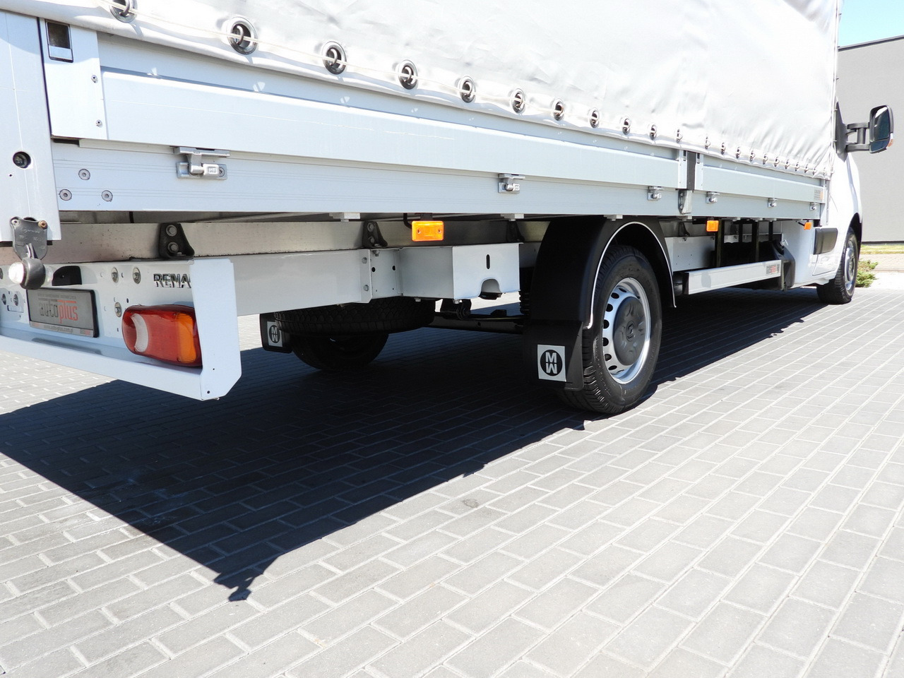 Тентованный фургон RENAULT MASTER  TARPAULIN 10 PALLETS WEBASTO CRUISE CONTROL LED LIGHTS PNEUMATICS AIR CONDITIONING  165HP: фото 18