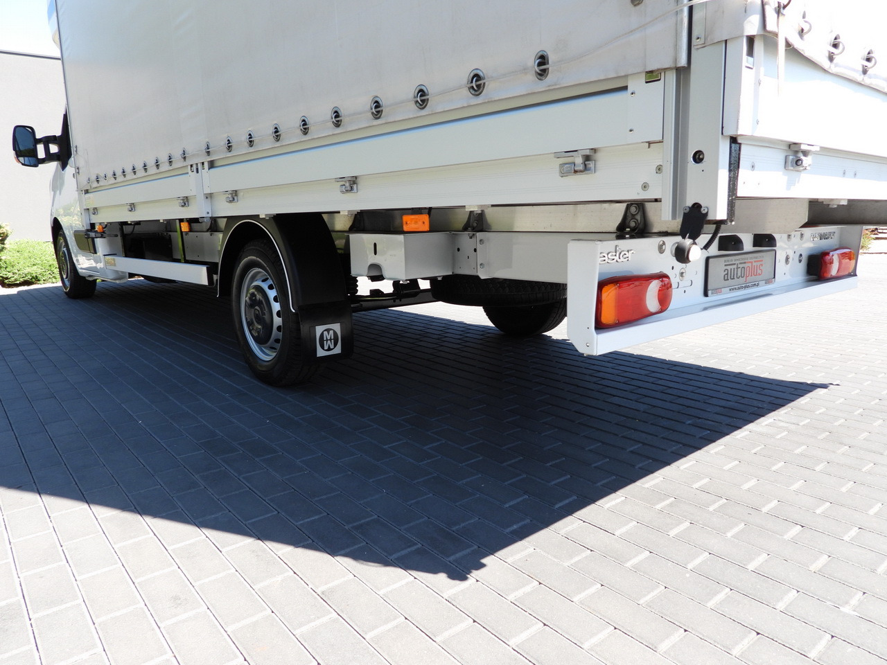 Тентованный фургон RENAULT MASTER  TARPAULIN 10 PALLETS WEBASTO CRUISE CONTROL LED LIGHTS PNEUMATICS AIR CONDITIONING  165HP: фото 17