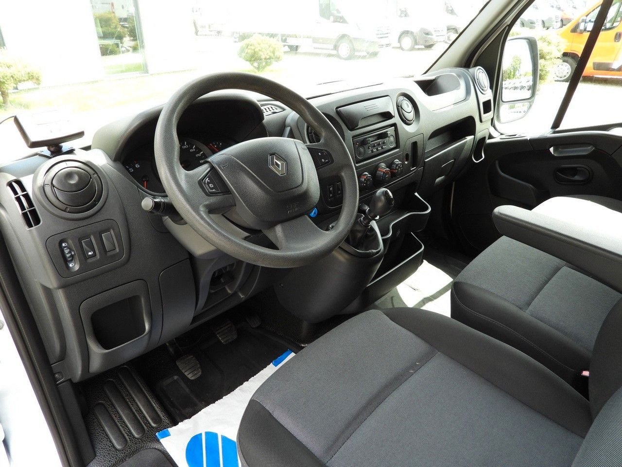 Renault MASTER KÜHLKASTENWAGEN -20*C TEMPOMAT Renault MASTER KÜHLKASTENWAGEN -20*C TEMPOMAT - Фургон-рефрижератор: фото 2 Renault MASTER KÜHLKASTENWAGEN -20*C TEMPOMAT Renault MASTER KÜHLKASTENWAGEN -20*C TEMPOMAT - Фургон-рефрижератор: фото 2