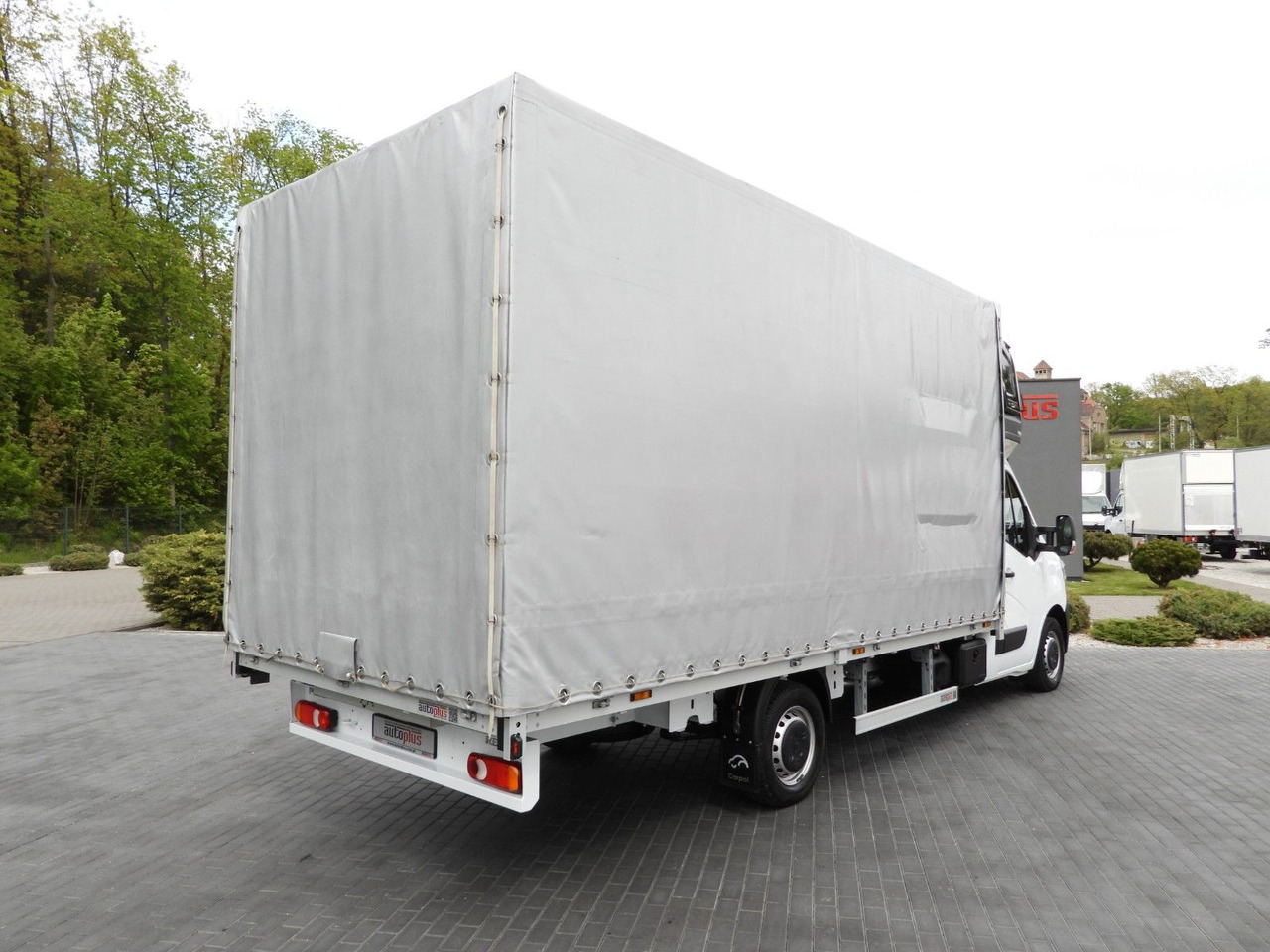 Renault MASTER PRITSCHE PLANE 10 PALETTEN WEBASTO A/C - Тентованный фургон: фото 3 Renault MASTER PRITSCHE PLANE 10 PALETTEN WEBASTO A/C - Тентованный фургон: фото 3