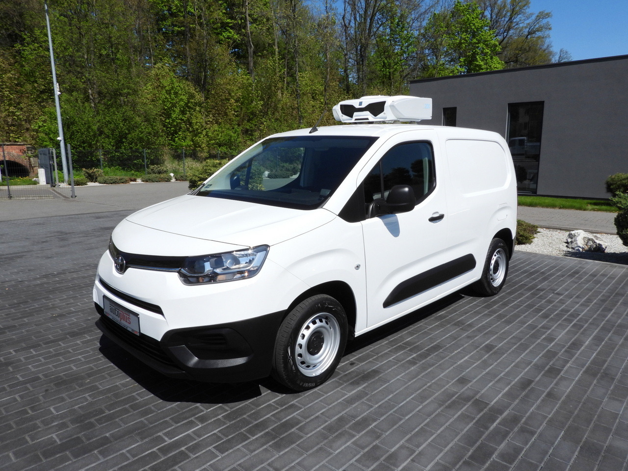 Фургон-рефрижератор TOYOTA PROACE CITY  REFRIGERATOR VAN -15*C POWER SUPPLY 230V CRUISE CONTROL AIR CONDITIONING  100HP: фото 21