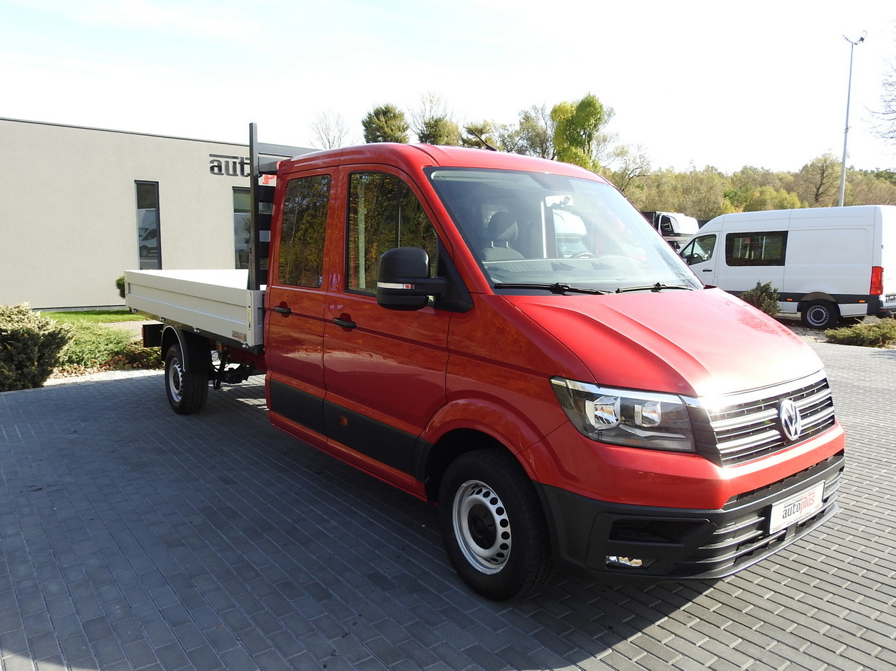 VOLKSWAGEN CRAFTER STAKE BODY DOUBLE CABIN DOKA 7 SEATS AIR CONDITIONING 140HP - Грузопассажирский фургон: фото 4 VOLKSWAGEN CRAFTER STAKE BODY DOUBLE CABIN DOKA 7 SEATS AIR CONDITIONING 140HP - Грузопассажирский фургон: фото 4