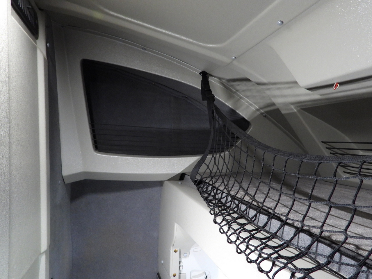 Тентованный фургон VOLKSWAGEN CRAFTER TARPAULIN 8 PALLETS WEBASTO CRUISE CONTROL LED LIGHTS AIR CONDITIONING 180HP: фото 44 Тентованный фургон VOLKSWAGEN CRAFTER TARPAULIN 8 PALLETS WEBASTO CRUISE CONTROL LED LIGHTS AIR CONDITIONING 180HP: фото 44