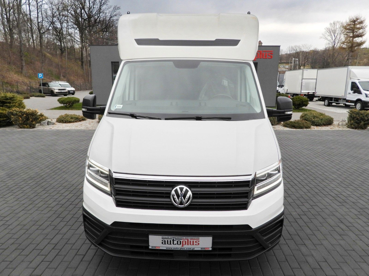 Volkswagen CRAFTER PRITSCHE PLANE 10 PALETTEN WEBASTO - Тентованный фургон: фото 5 Volkswagen CRAFTER PRITSCHE PLANE 10 PALETTEN WEBASTO - Тентованный фургон: фото 5