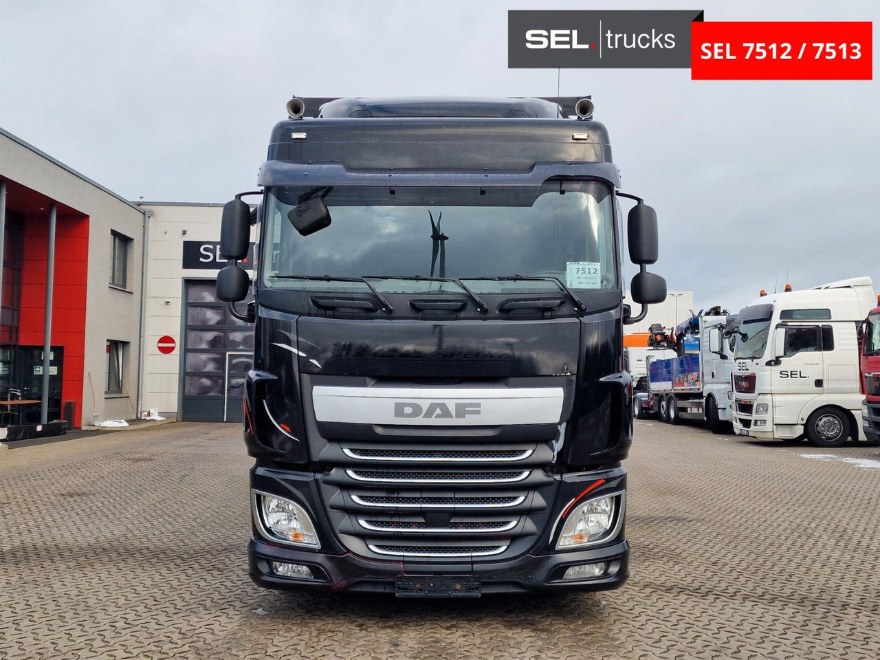 DAF XF 460 FAR / ZF Intarder / Durchladezug - Тентованный грузовик: фото 2 DAF XF 460 FAR / ZF Intarder / Durchladezug - Тентованный грузовик: фото 2