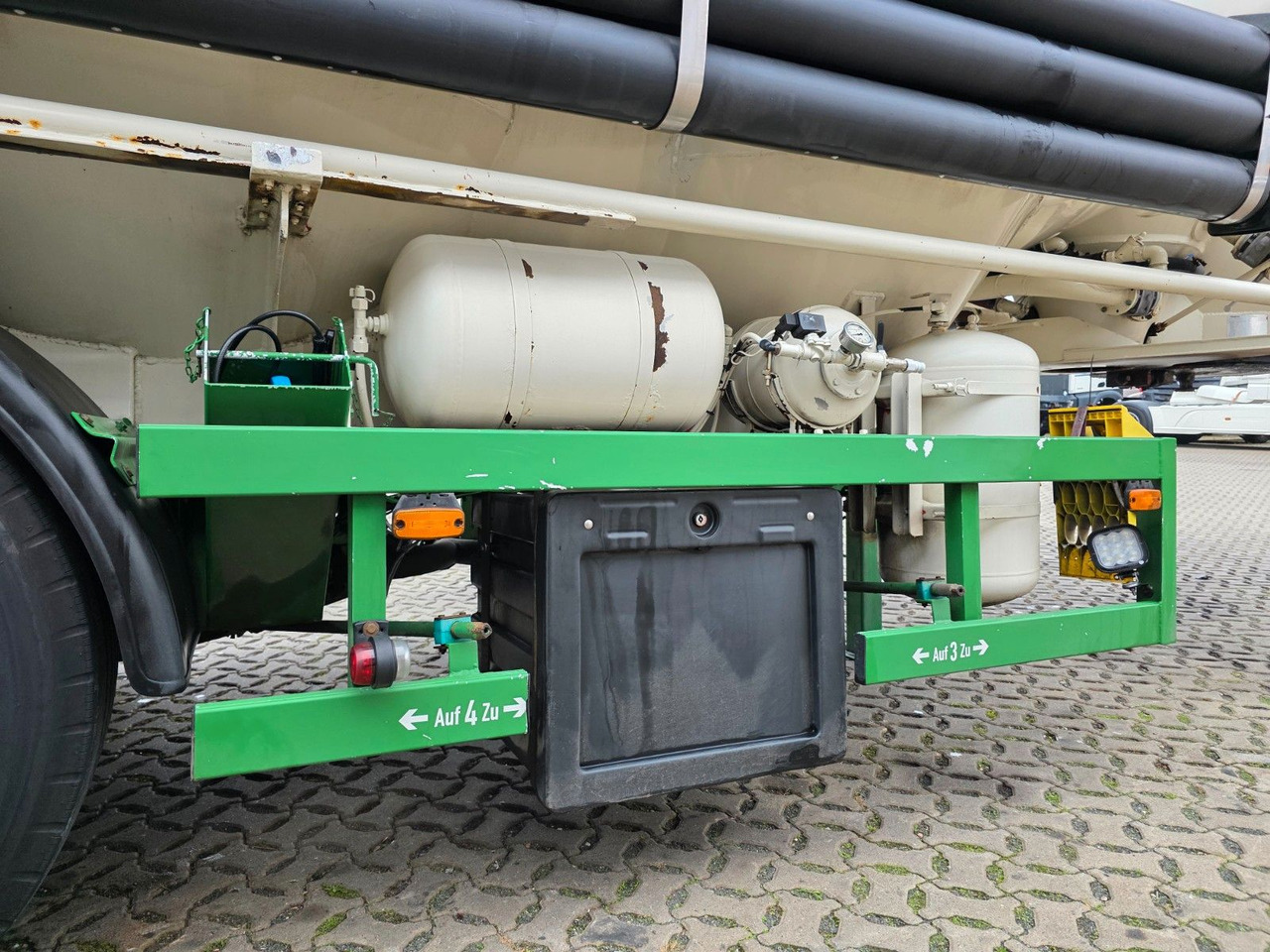 Полуприцеп цистерна для сыпучих грузов Köhler BSCX31/51/A  / 51.000 l / Lenkachse: фото 31