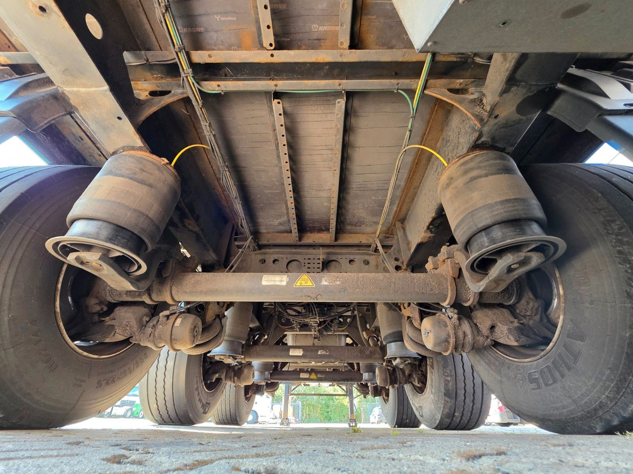 Тентованный полуприцеп Krone SD / Liftachse / EDSCHA: фото 22 Тентованный полуприцеп Krone SD / Liftachse / EDSCHA: фото 22