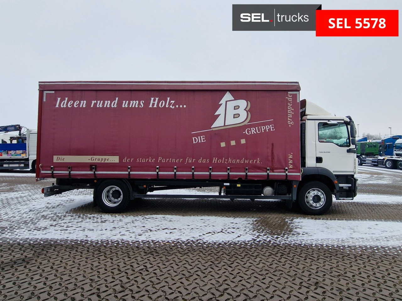 MAN TGM 18.250 4X2 LL / Staplerhalterung - Тентованный грузовик: фото 4 MAN TGM 18.250 4X2 LL / Staplerhalterung - Тентованный грузовик: фото 4