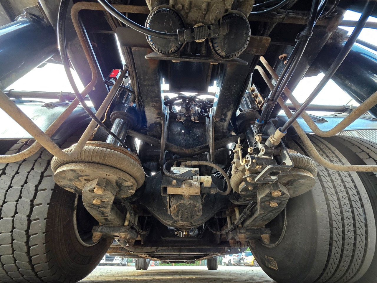 Грузовик-контейнеровоз/ Сменный кузов Mercedes-Benz Kamag WBH 25 / Umsetzer Sattelplatte: фото 19 Грузовик-контейнеровоз/ Сменный кузов Mercedes-Benz Kamag WBH 25 / Umsetzer Sattelplatte: фото 19