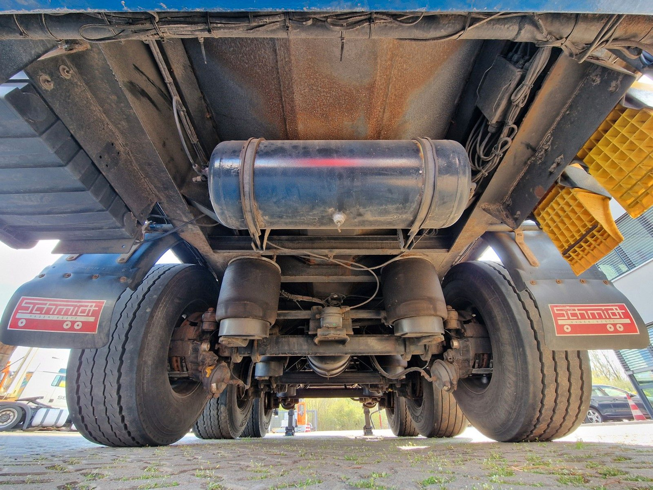 Тентованный полуприцеп Schmidt Hagen SPC/39/E/10,5 / Coilmulde / Lenk-Liftachse: фото 27 Тентованный полуприцеп Schmidt Hagen SPC/39/E/10,5 / Coilmulde / Lenk-Liftachse: фото 27