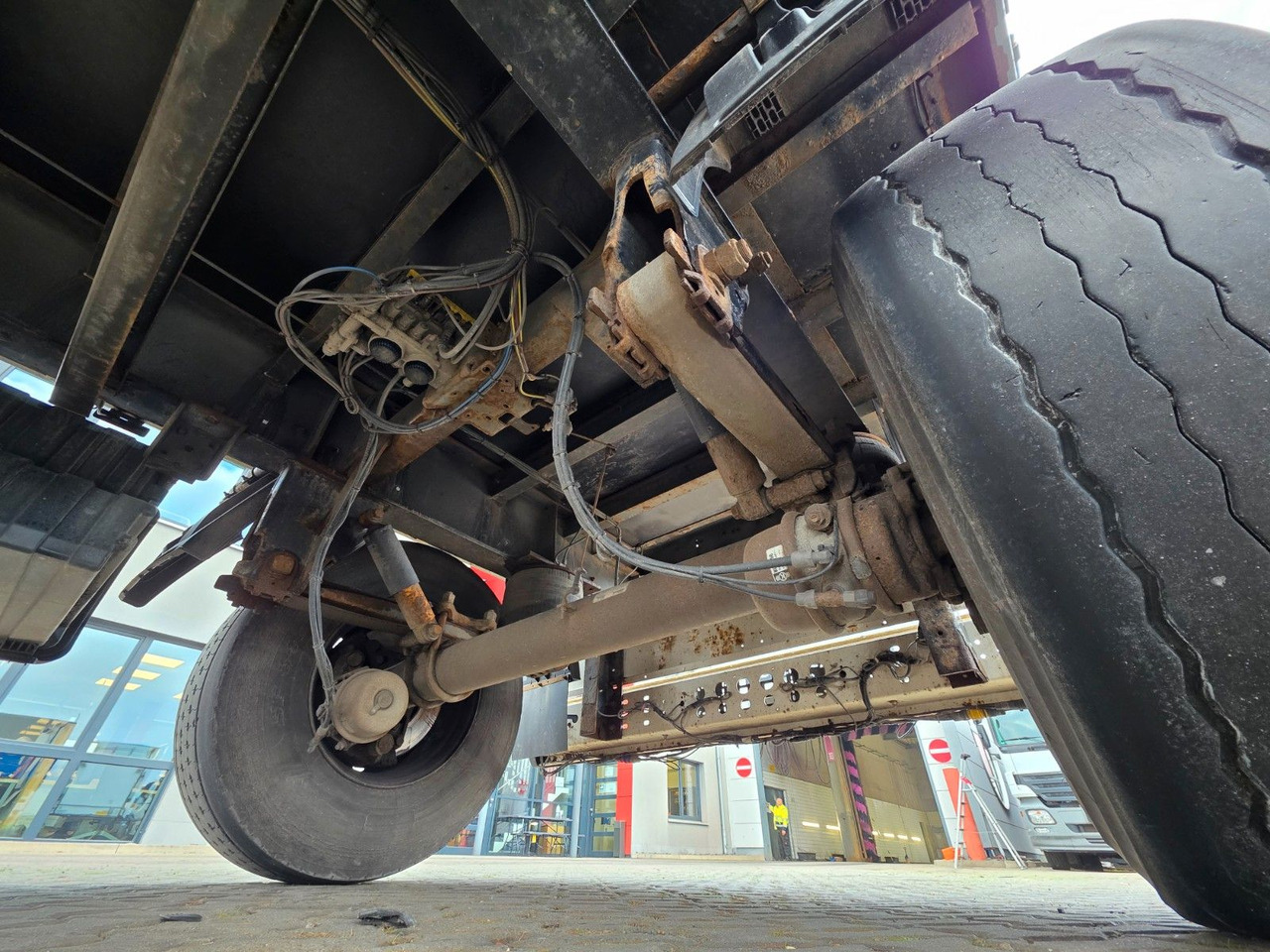 Прицеп бортовой/ Платформа Schmitz Cargobull Gotha APR 18 / Baustoff: фото 22