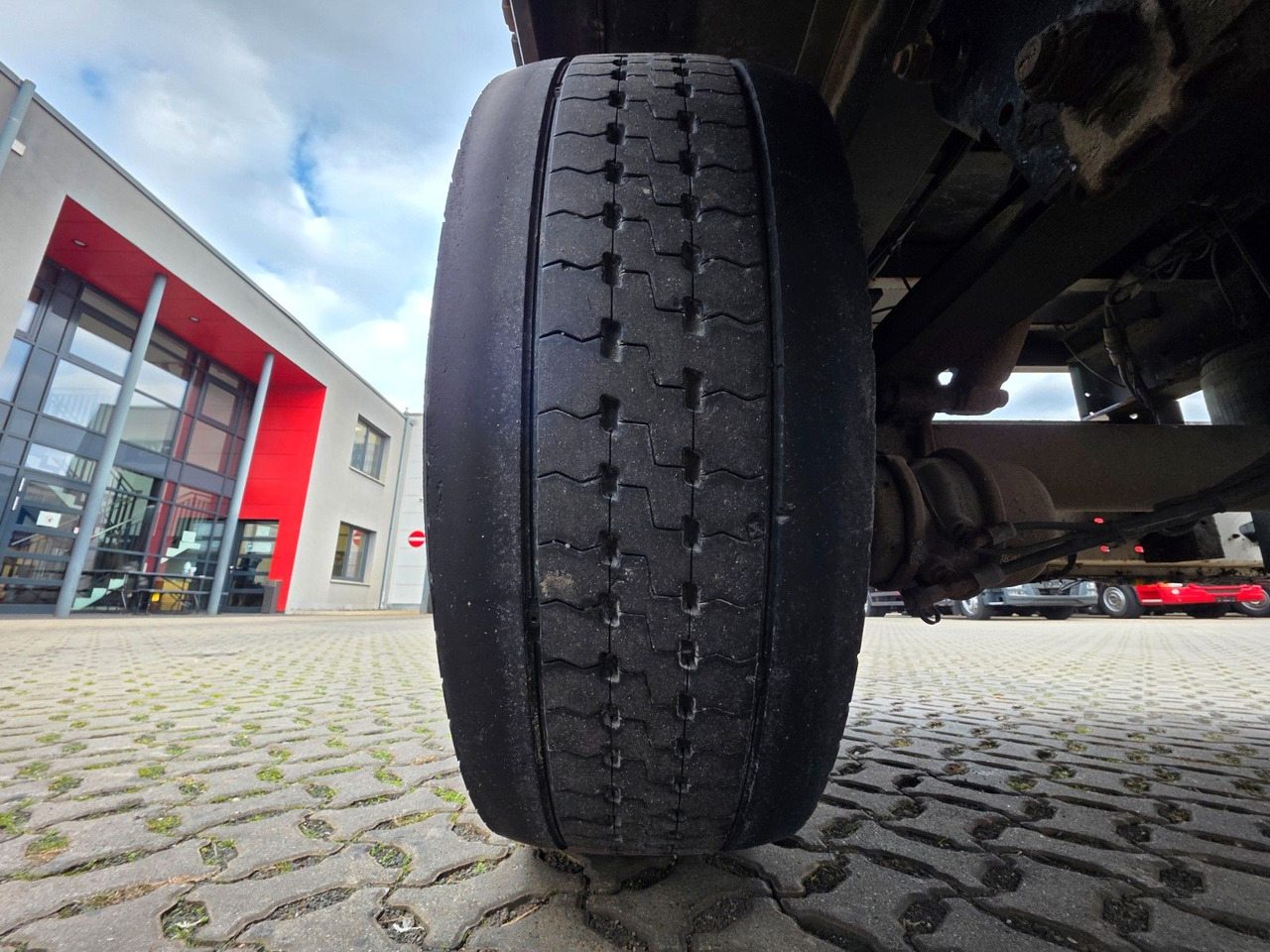 Прицеп бортовой/ Платформа Schmitz Cargobull Gotha APR 18 / Baustoff: фото 32