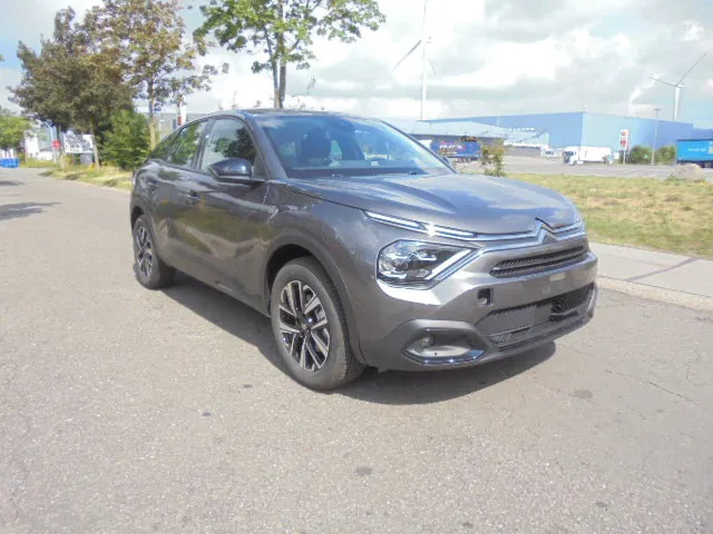 Citroën C4 1.2 TURBO NEW TAX FREE - Хэтчбек: фото 3 Citroën C4 1.2 TURBO NEW TAX FREE - Хэтчбек: фото 3