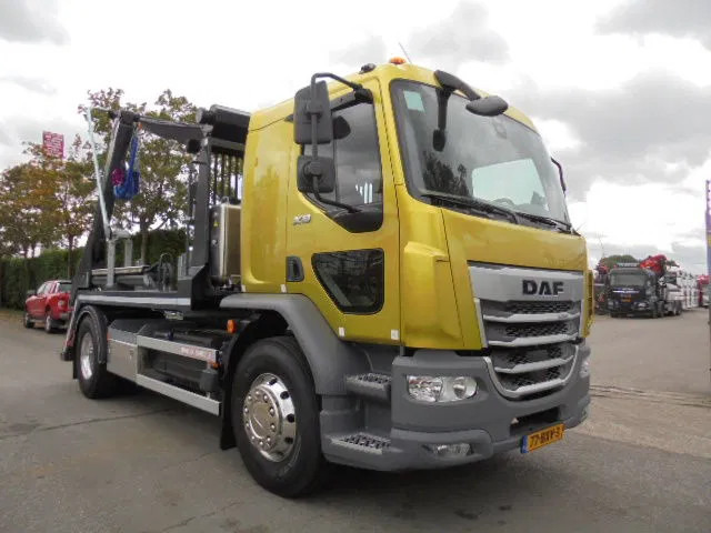 DAF XD XB 290 NIEUW MET FABRIEKS GARANTIE - Портальный бункеровоз: фото 3 DAF XD XB 290 NIEUW MET FABRIEKS GARANTIE - Портальный бункеровоз: фото 3
