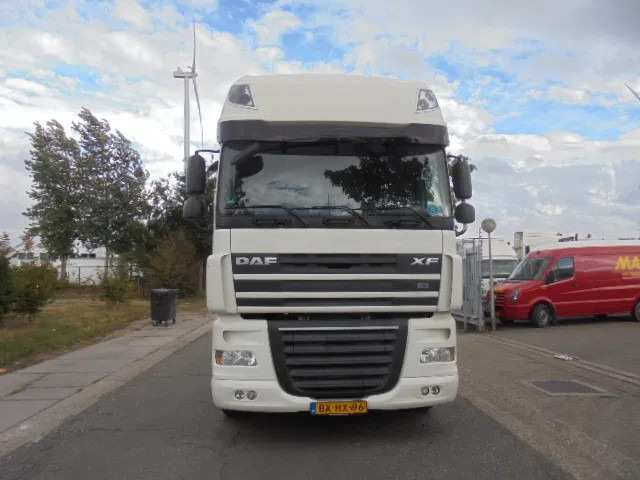 DAF XF 105 410 NL truck - Грузовик-контейнеровоз/ Сменный кузов: фото 2 DAF XF 105 410 NL truck - Грузовик-контейнеровоз/ Сменный кузов: фото 2
