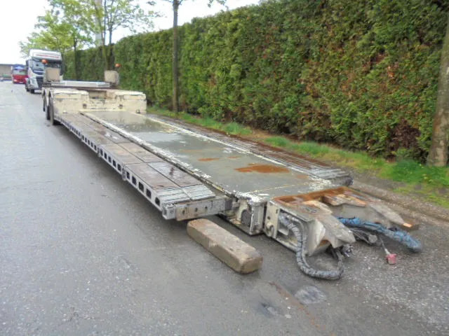 Faymonville F-S42-1ACA - Низкорамный полуприцеп: фото 4 Faymonville F-S42-1ACA - Низкорамный полуприцеп: фото 4