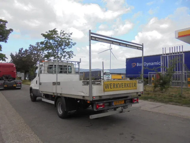 Iveco Daily 70 C18 + NL KENTEKEN APK TOT 19-07-2026 - Грузовик бортовой/ Платформа: фото 5 Iveco Daily 70 C18 + NL KENTEKEN APK TOT 19-07-2026 - Грузовик бортовой/ Платформа: фото 5