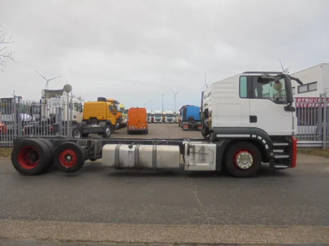MAN TGS 23.400 LL.U 6X2 - Автовоз: фото 2 MAN TGS 23.400 LL.U 6X2 - Автовоз: фото 2