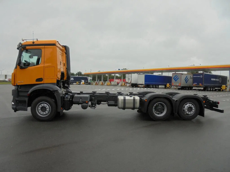 Mercedes-Benz Arocs AROCS 2848 6X2 MET FABRIEKS GARANTIE - Грузовик-шасси: фото 5 Mercedes-Benz Arocs AROCS 2848 6X2 MET FABRIEKS GARANTIE - Грузовик-шасси: фото 5