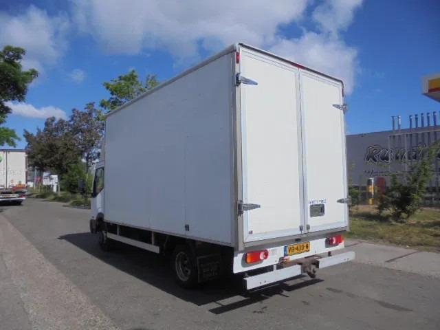 Фургон с закрытым кузовом Nissan Cabstar 35.14: фото 6
