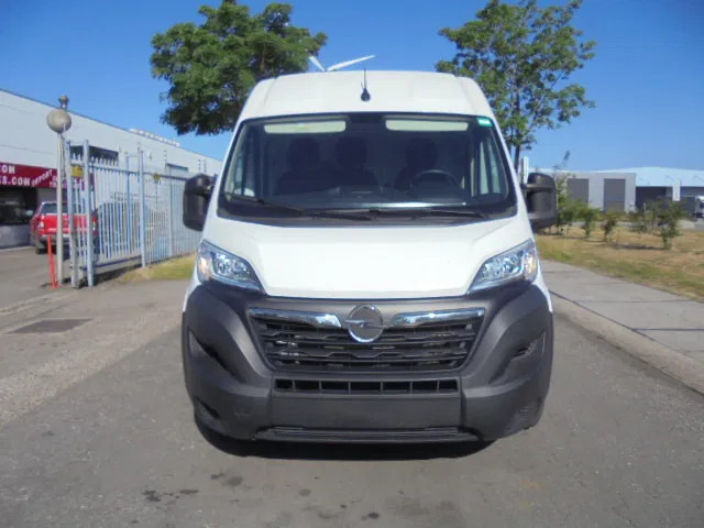 Opel Movano L3H2 2.2L BLUE HDI 140 - Цельнометаллический фургон: фото 2 Opel Movano L3H2 2.2L BLUE HDI 140 - Цельнометаллический фургон: фото 2