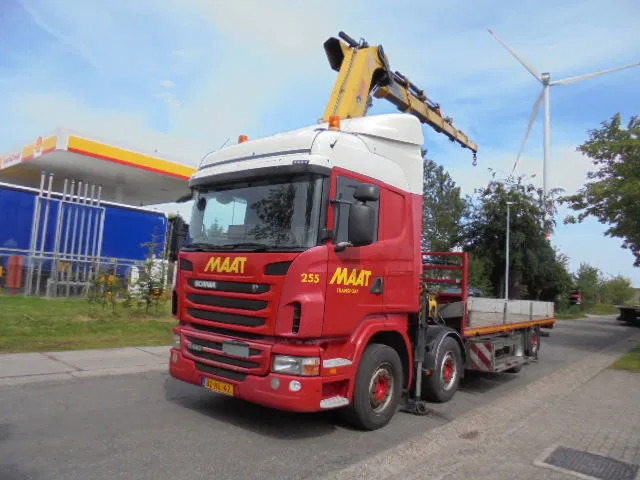 Scania R480 8X2 RETARDER - Грузовик с закрытым кузовом, Автоманипулятор: фото 1 Scania R480 8X2 RETARDER - Грузовик с закрытым кузовом, Автоманипулятор: фото 1