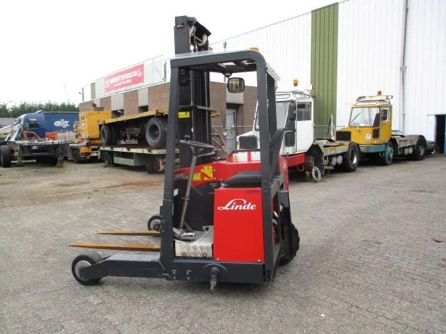 Terberg KINGLIFT TKL-S-X3 - Мобильный вилочный погрузчик: фото 3 Terberg KINGLIFT TKL-S-X3 - Мобильный вилочный погрузчик: фото 3