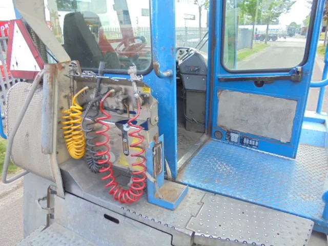 Терминальный тягач Terberg YT 182 + REGISTRATION: фото 8