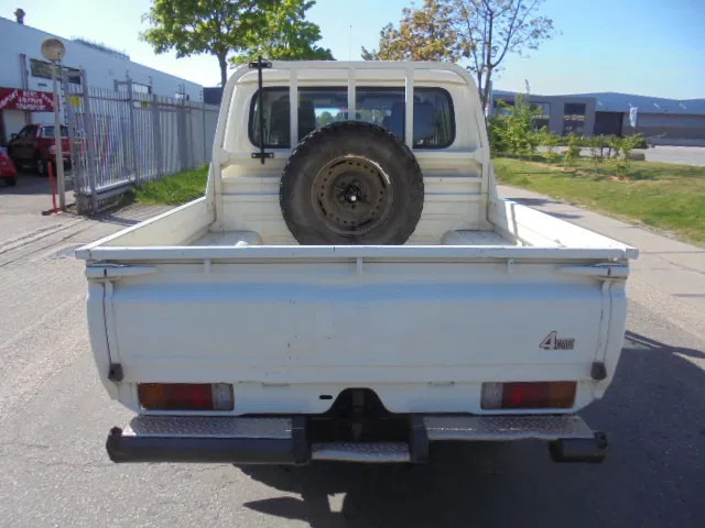 Toyota Land Cruiser HJ79L 4X4 CREWCAB PICKUP EXPORT OUTSIDE EU ONLY - Легковой автомобиль: фото 5 Toyota Land Cruiser HJ79L 4X4 CREWCAB PICKUP EXPORT OUTSIDE EU ONLY - Легковой автомобиль: фото 5