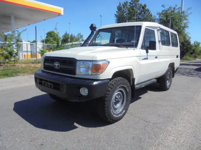 Toyota Land Cruiser HZJ78L 4X4 EXPORT OUTSIDE EU ONLY - Легковой автомобиль: фото 1 Toyota Land Cruiser HZJ78L 4X4 EXPORT OUTSIDE EU ONLY - Легковой автомобиль: фото 1
