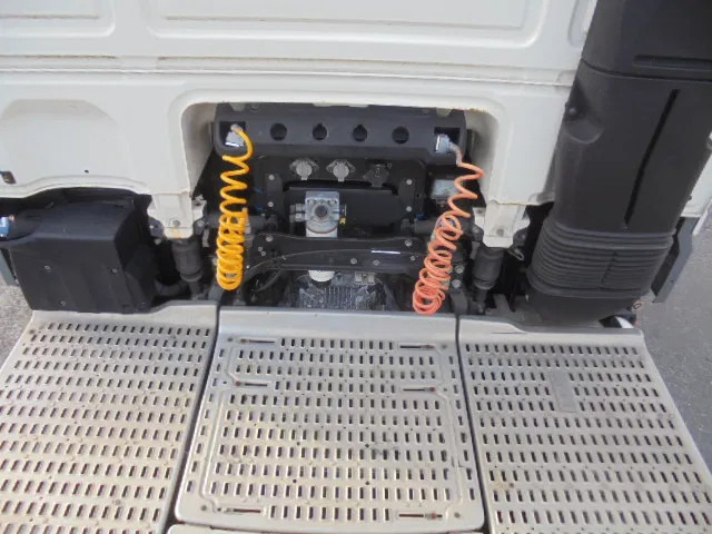 Тягач DAF XF 410 6X2 NL TRUCK: фото 15 Тягач DAF XF 410 6X2 NL TRUCK: фото 15