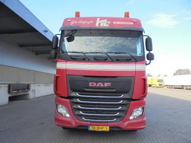 DAF XF 440 6X2 NL TRUCK - Тягач: фото 2 DAF XF 440 6X2 NL TRUCK - Тягач: фото 2
