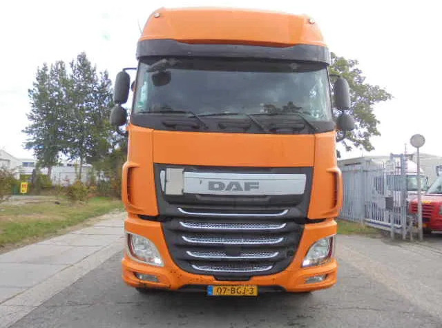 DAF XF 440 SSC NL TRUCK - Тягач: фото 2 DAF XF 440 SSC NL TRUCK - Тягач: фото 2