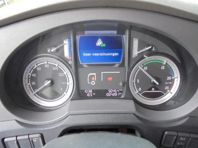 Тягач DAF XF 440 SUPER SPACE CAB: фото 16