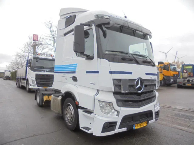 Mercedes-Benz Actros 1840 LS NL TRUCK - Тягач: фото 3 Mercedes-Benz Actros 1840 LS NL TRUCK - Тягач: фото 3
