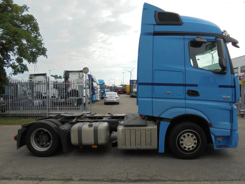 Mercedes-Benz Actros 1842 10 IN STOCK - Тягач: фото 4 Mercedes-Benz Actros 1842 10 IN STOCK - Тягач: фото 4