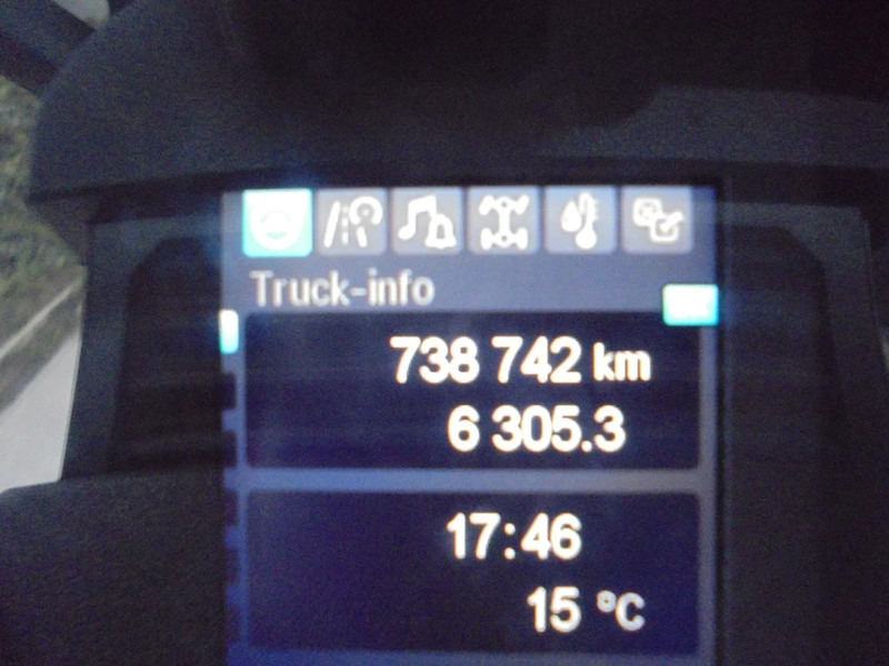 Тягач Mercedes-Benz Actros 1943: фото 12 Тягач Mercedes-Benz Actros 1943: фото 12