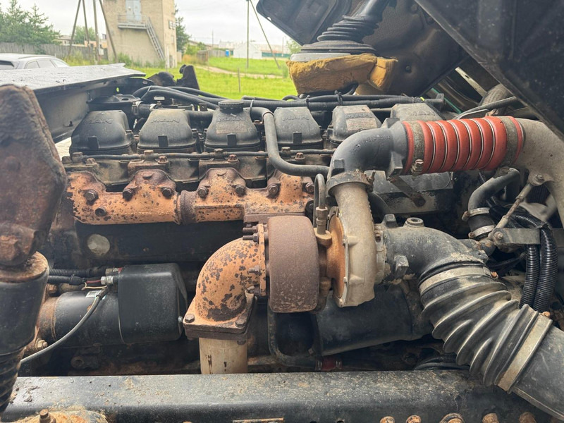 Самосвал MAN 26.372: фото 20