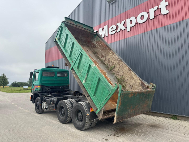 Самосвал MAN 26.372: фото 6