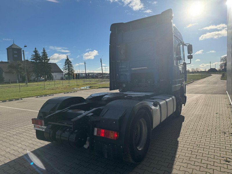 DAF XF 95.430 + tipping gear - Тягач: фото 3 DAF XF 95.430 + tipping gear - Тягач: фото 3
