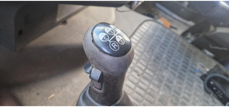 Тягач Volvo FH 12.420: фото 7