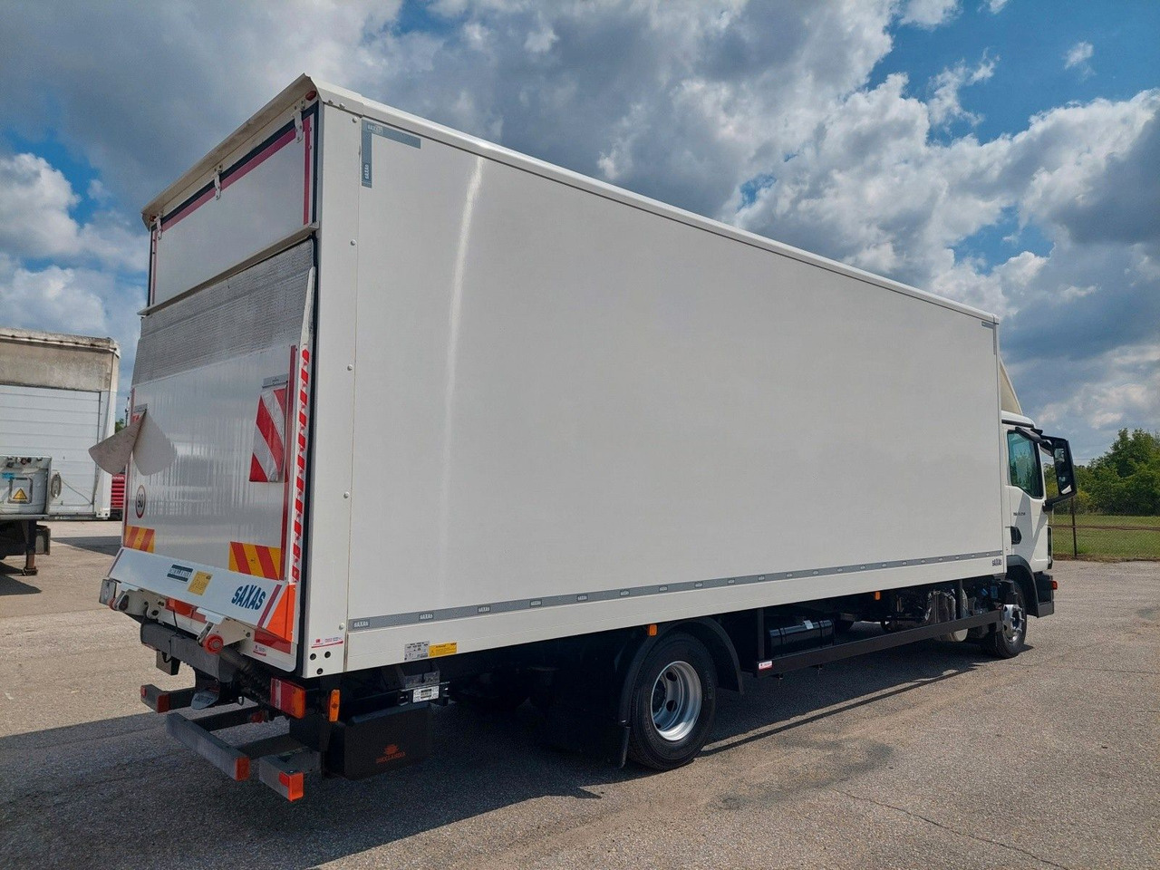 MAN TGL 12.250 BL CH 4x2 LBW 17 Palleten - Грузовик с закрытым кузовом: фото 4 MAN TGL 12.250 BL CH 4x2 LBW 17 Palleten - Грузовик с закрытым кузовом: фото 4