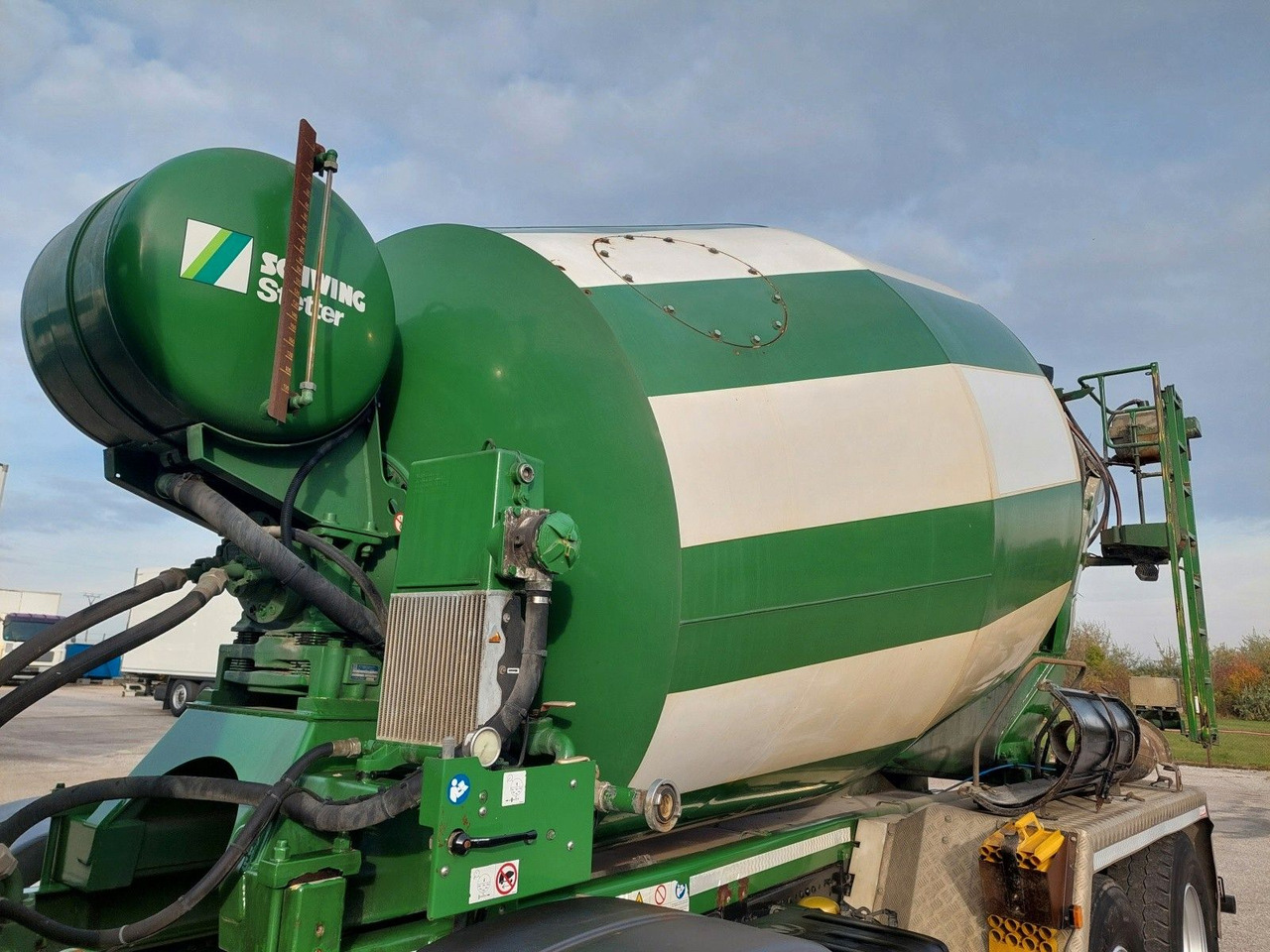 Автобетоносмеситель MAN TGS 32.360 BB Stetter 8x4: фото 7 Автобетоносмеситель MAN TGS 32.360 BB Stetter 8x4: фото 7