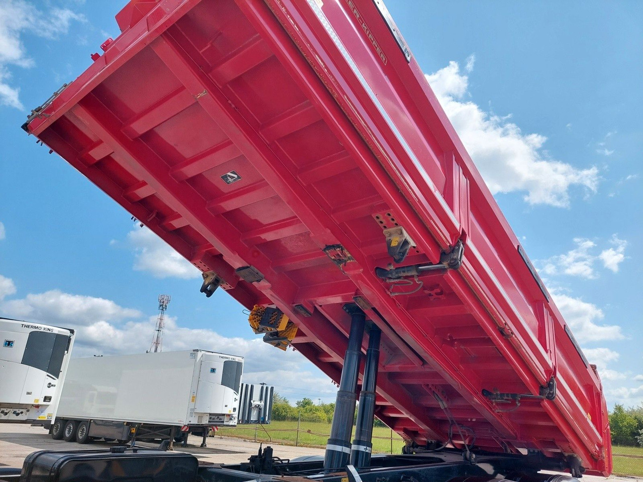 MAN TGS 35.460 BB Meiller Bordmatik 8x6 - Самосвал: фото 5 MAN TGS 35.460 BB Meiller Bordmatik 8x6 - Самосвал: фото 5