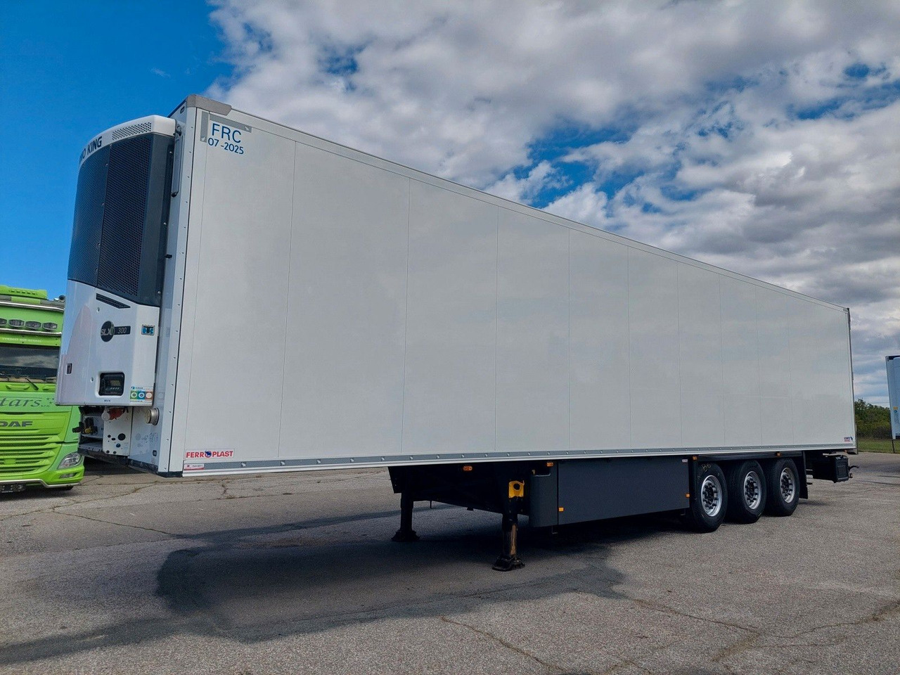 Schmitz Cargobull SKO24 ThermoKing SLXi 300 - Полуприцеп-рефрижератор: фото 1 Schmitz Cargobull SKO24 ThermoKing SLXi 300 - Полуприцеп-рефрижератор: фото 1